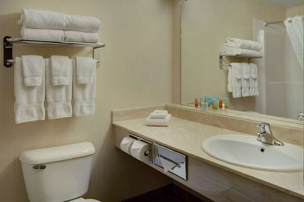  - Pomeroy Inn & Suites Dawson Creek