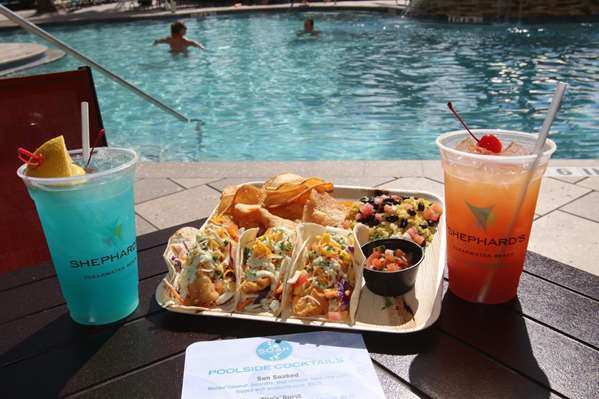 Pool - Shephard's Beach Resort Clearwater Beach