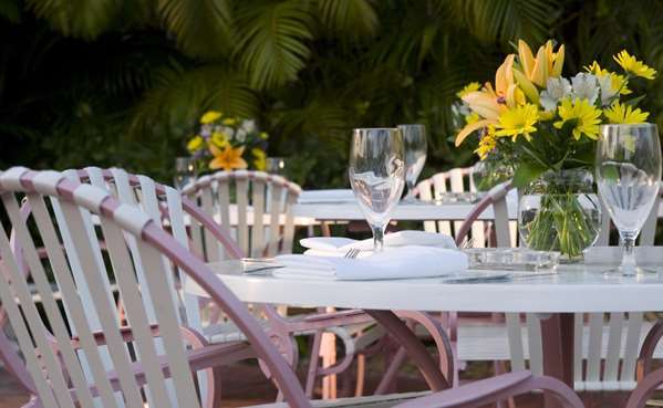 Restaurant - Song of the Sea Inn Sanibel Island