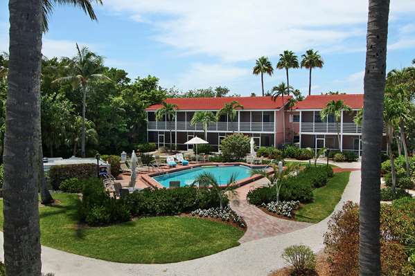 Pool - Song of the Sea Inn Sanibel Island