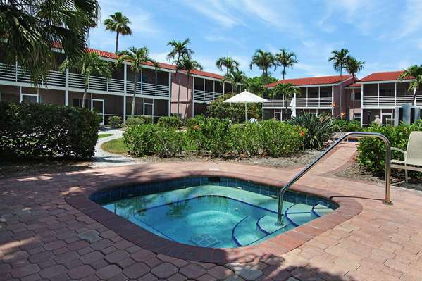 Pool - Song of the Sea Inn Sanibel Island
