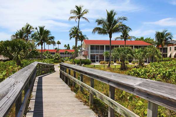 Pool - Song of the Sea Inn Sanibel Island