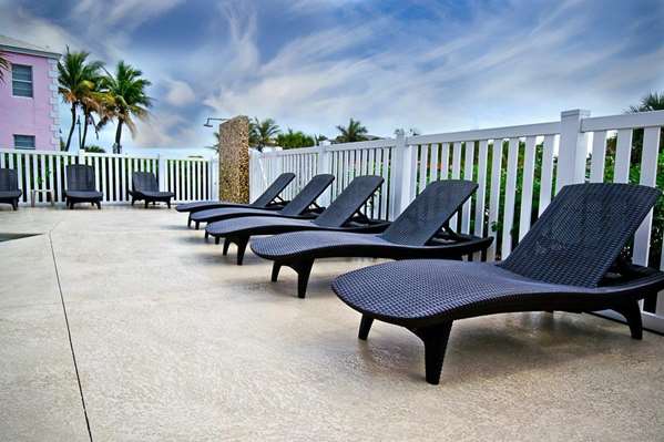 Recreation - Royal Inn Beach Hotel Hutchinson Island