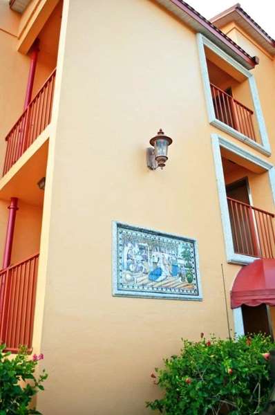  - Royal Inn Beach Hotel Hutchinson Island