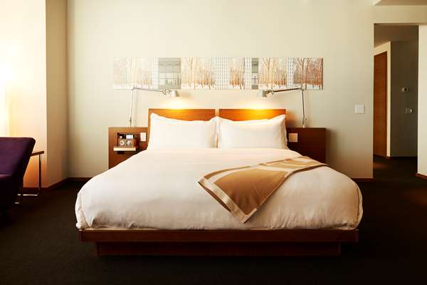 Suite - Hotel Le Germain Calgary