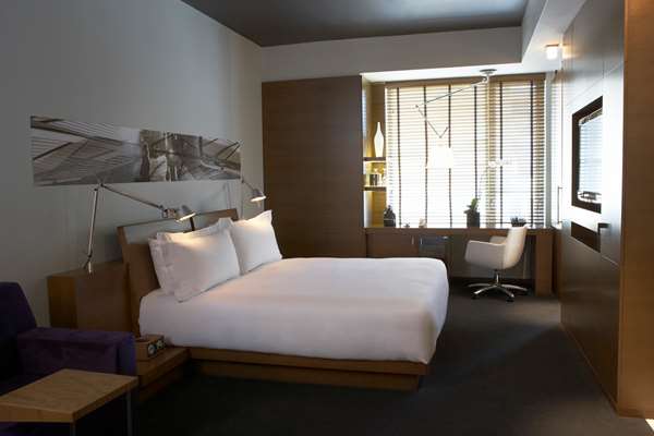  - Hotel Le Germain Calgary