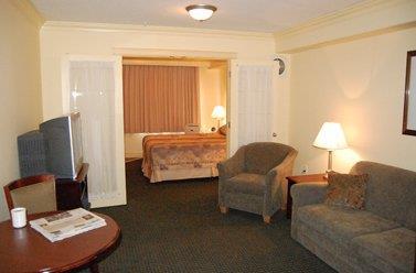  - Nova Inn Peace River