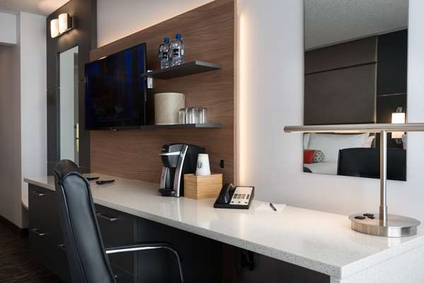  - Carriage House Inn Calgary