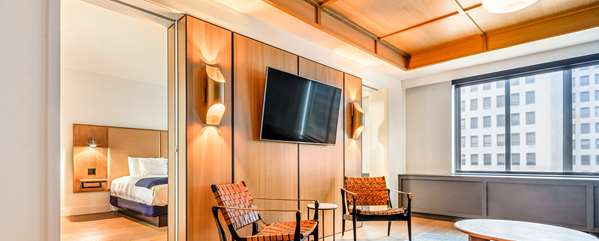  - Hotel St Regis Detroit