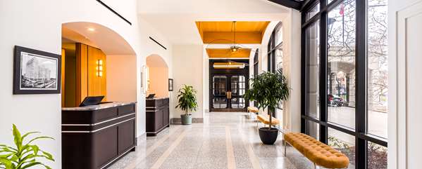  - Hotel St Regis Detroit