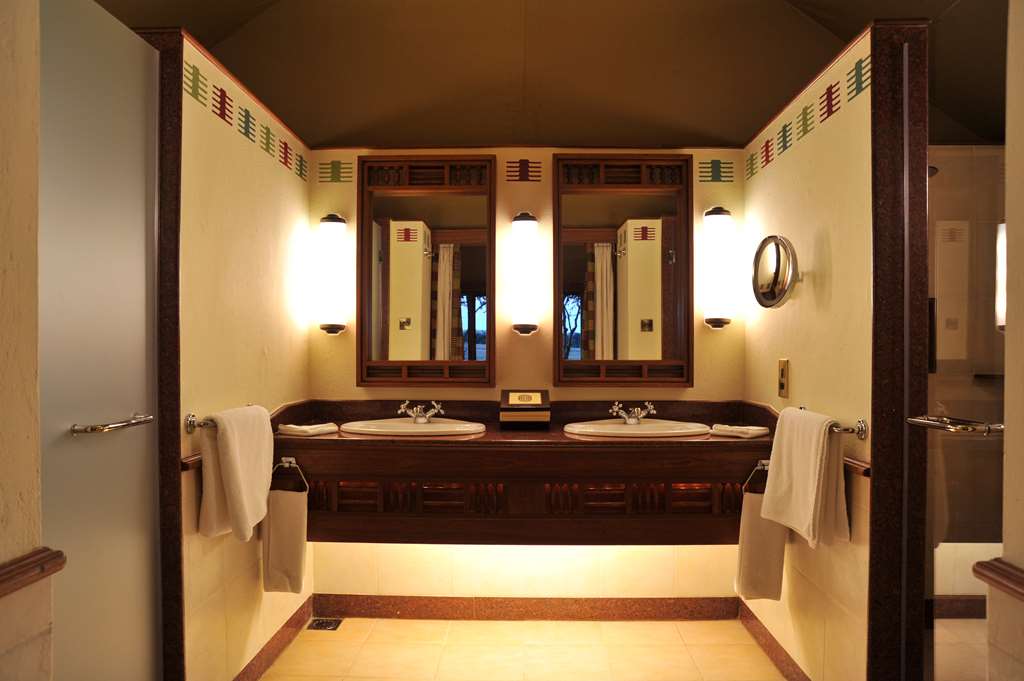 SWEETWATERS SERENA CAMP-guestroom-Guest Room,Bathroom,On-Site.jpg