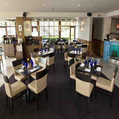 Restaurant - Granville Island Hotel Vancouver