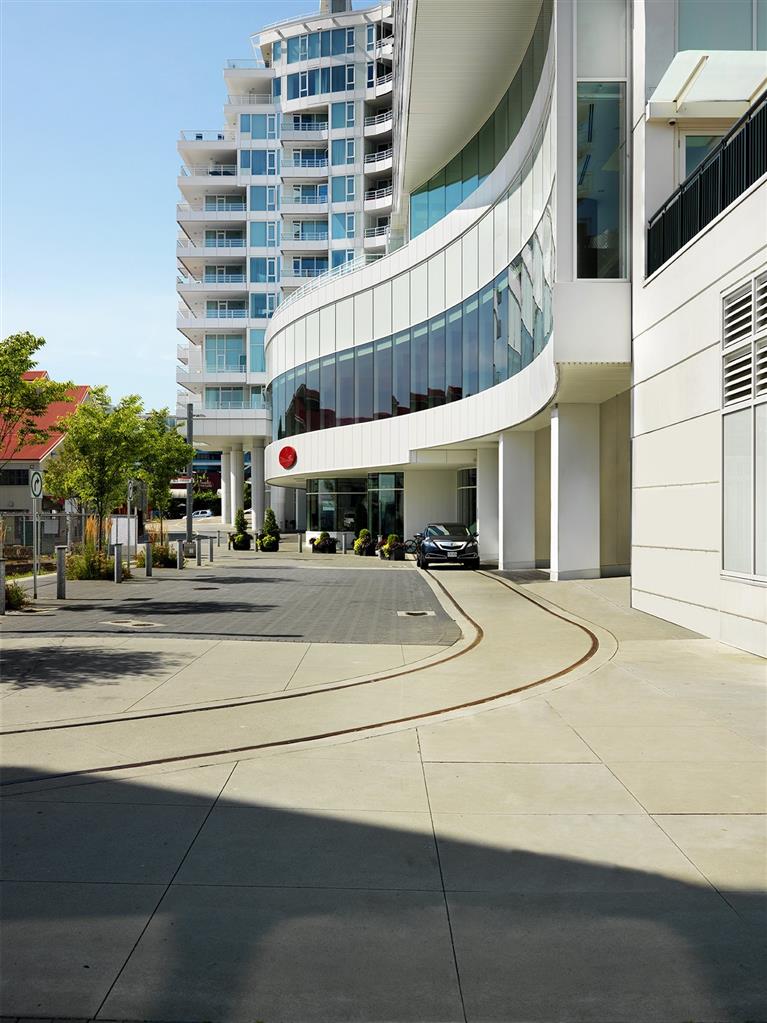 Pinnacle Hotel at The Pier