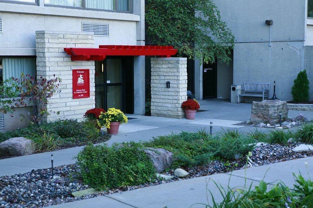 Gateway Center Hotel Ames, IA See Discounts