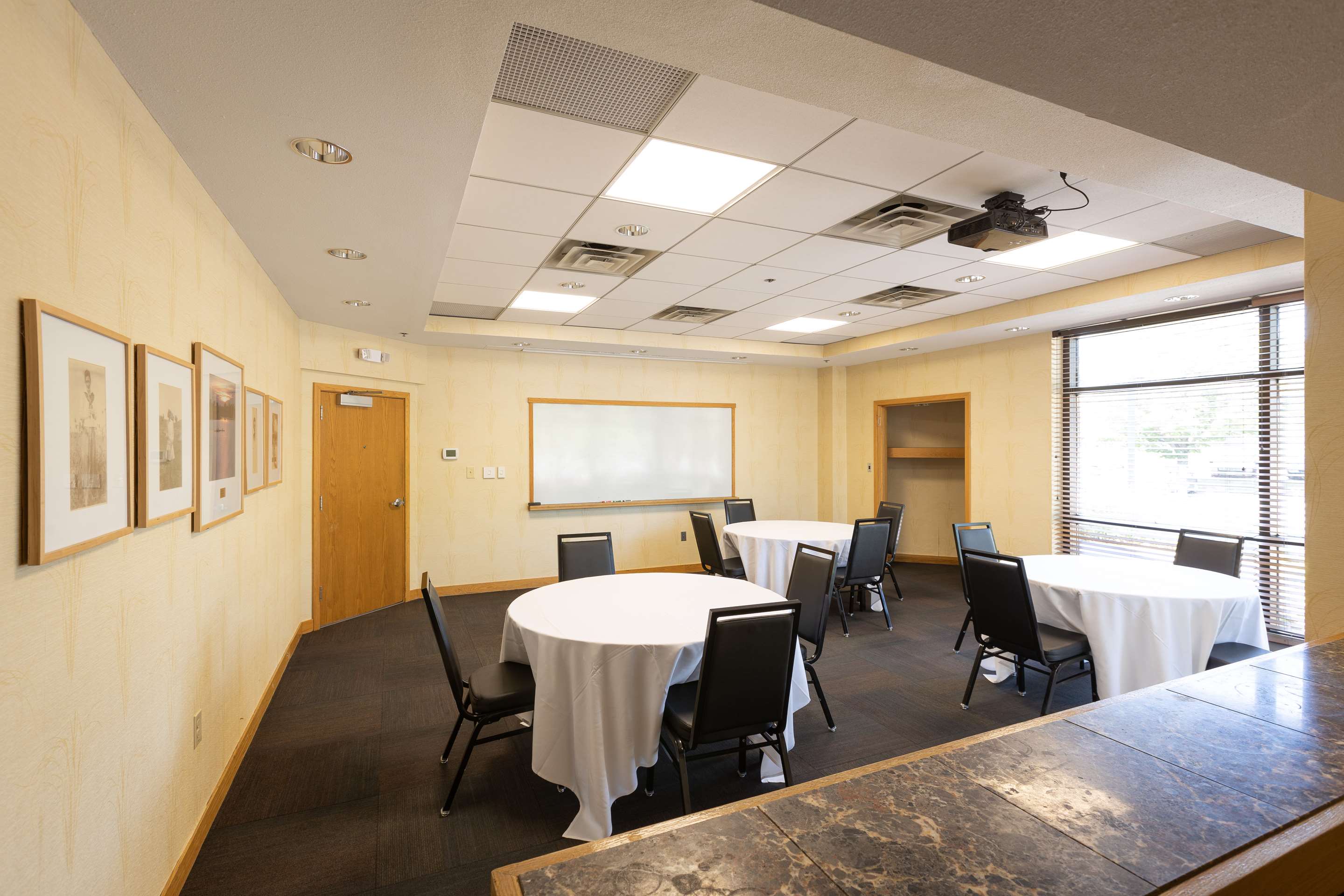 Ada Hayden Room | Gateway Hotel and Conference Center at Iowa State University