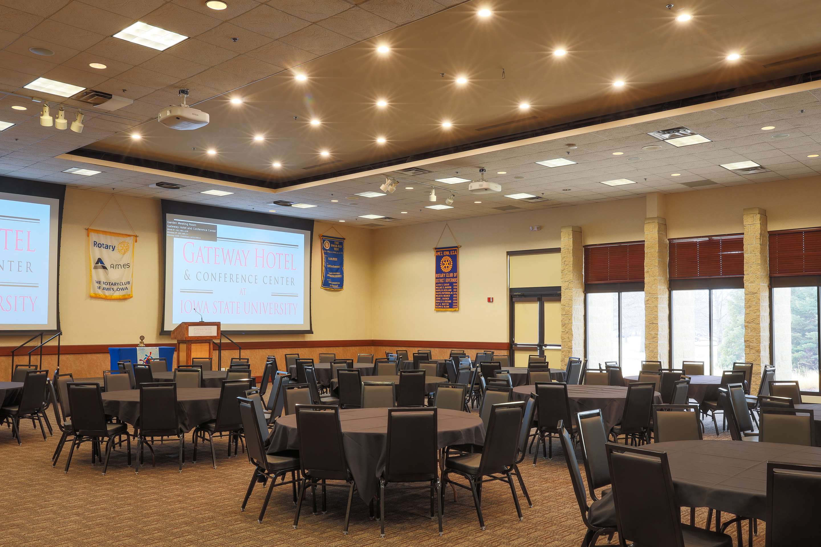 Garden Room | Gateway Hotel and Conference Center at Iowa State University