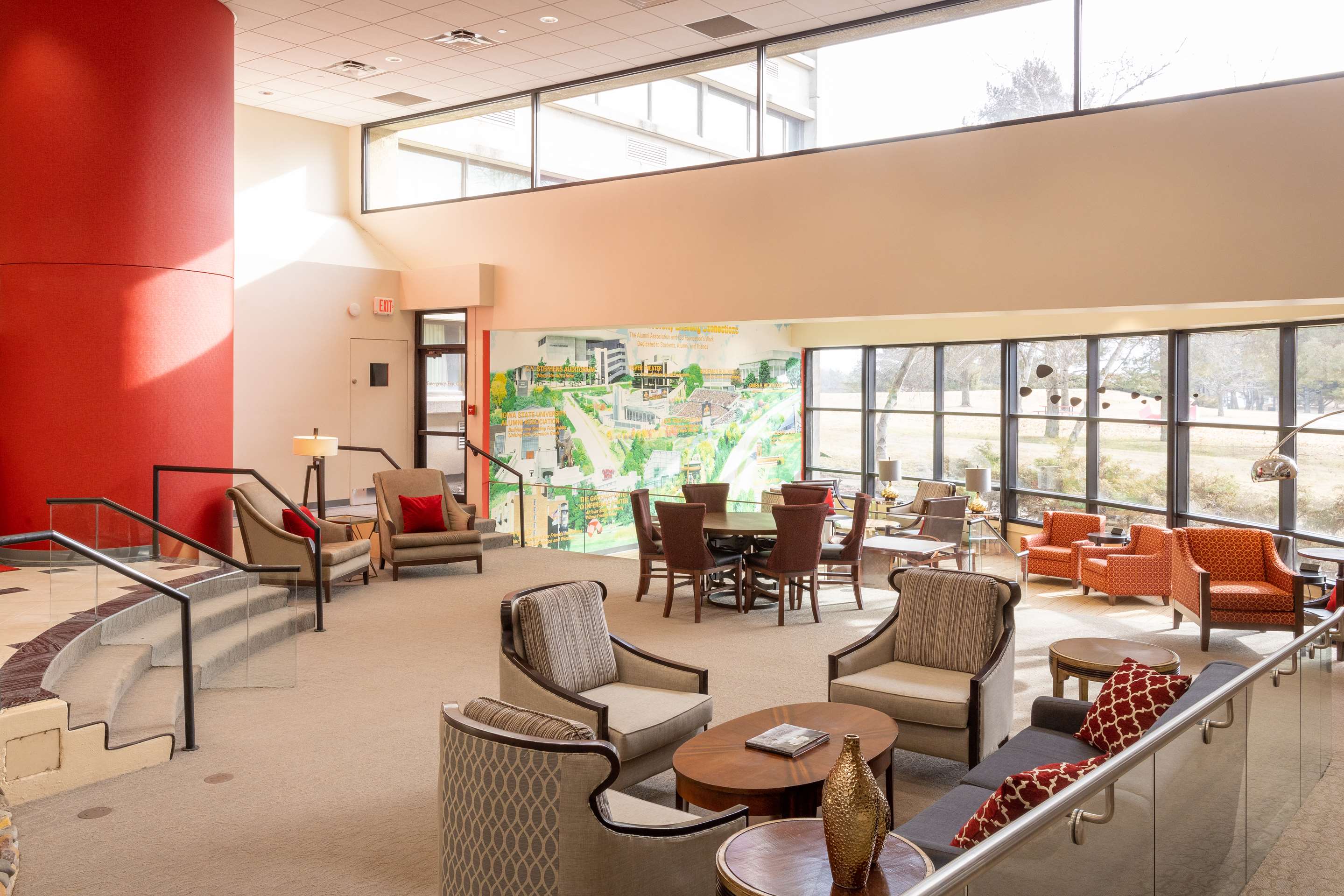 Lower Lobby | Gateway Hotel and Conference Center at Iowa State University