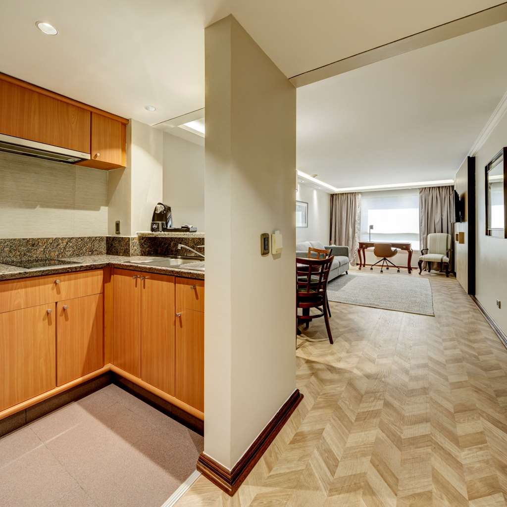 PLAZA EL BOSQUE EBRO-guestroom-Guest Room,Suite,On-Site.jpg