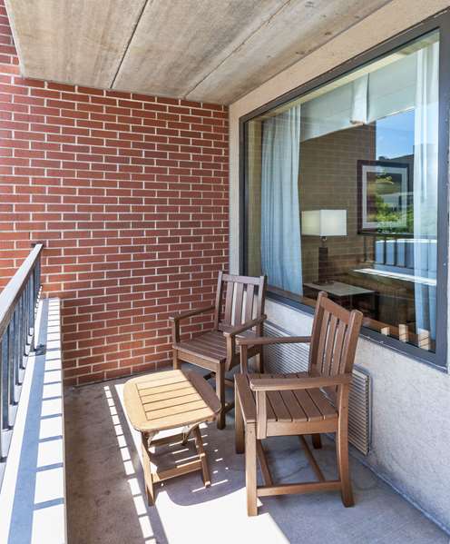  - Inn on Lake Superior Duluth - I-35, Exit 256B