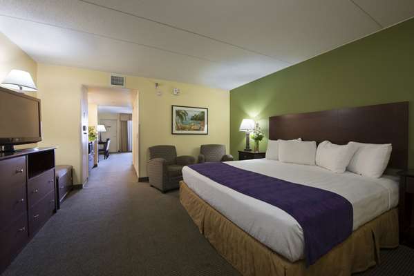  - Edgewater Resort Duluth - I-35, Exit 259