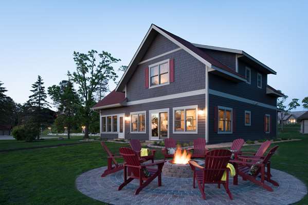 Beach - Maddens on Gull Lake Hotel Brainerd