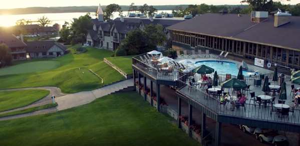 Exterior view - Maddens on Gull Lake Hotel Brainerd