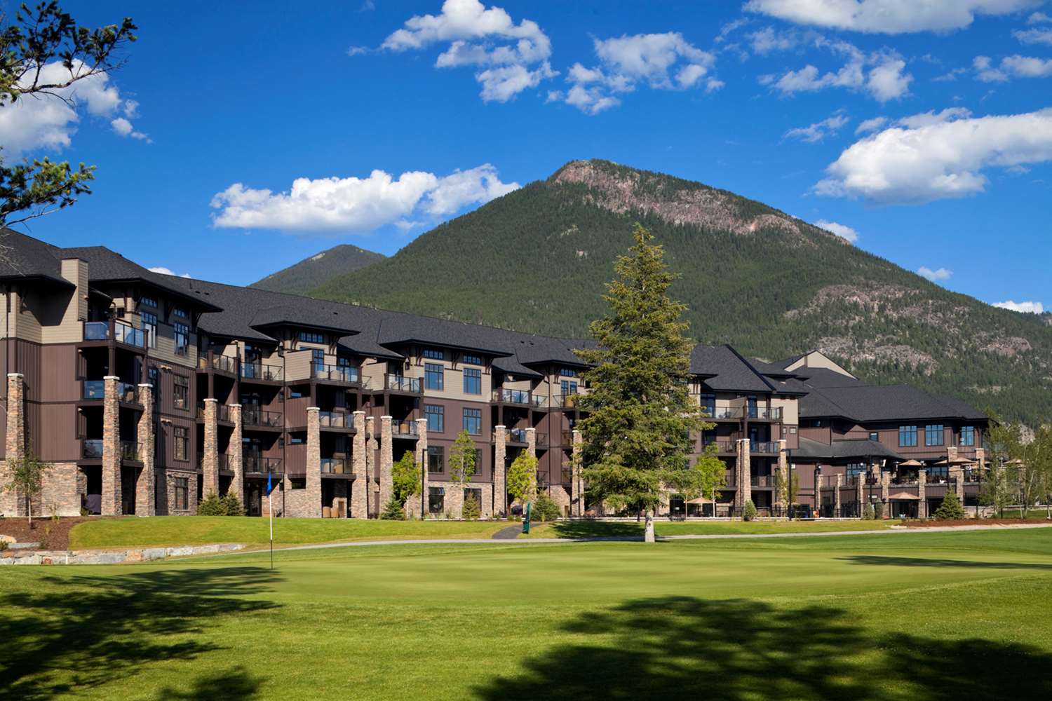Copper Point Resort Invermere, BC See Discounts