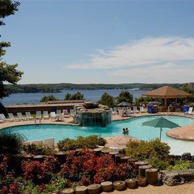 Pool - Lodge of Four Seasons