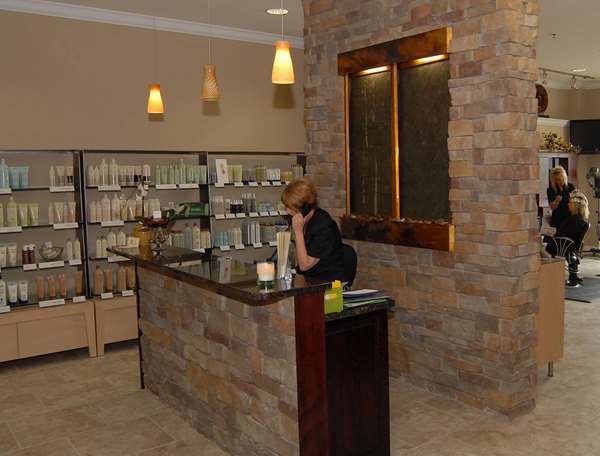 Spa - Camden on the Lake Hotel Four Seasons