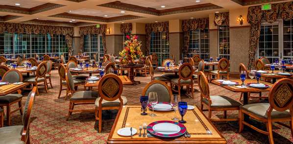 Restaurant - Chateau on the Lake Resort & Spa Branson