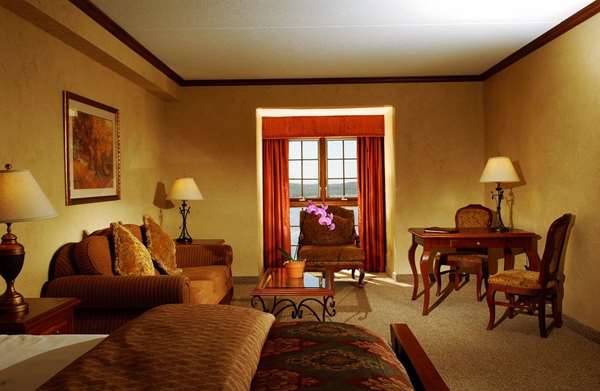 - Chateau on the Lake Resort & Spa Branson