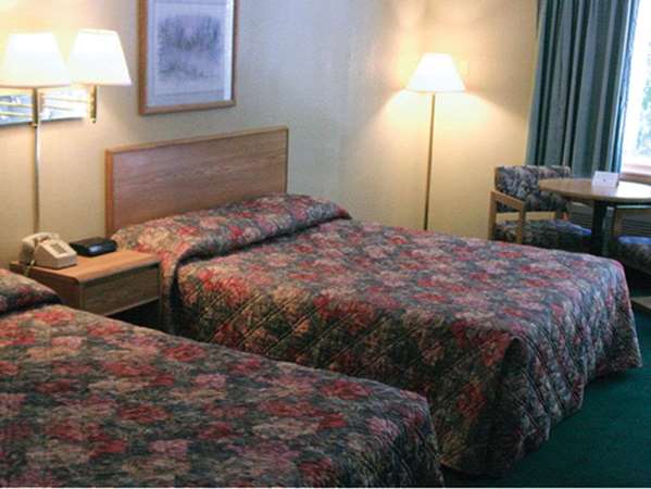  - Four Seasons Inn Branson