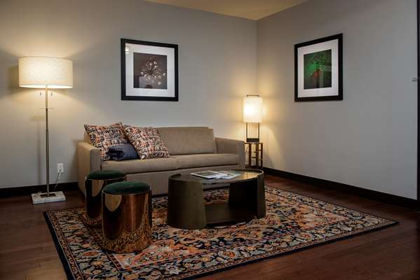 Suite - Mayo Hotel & Residences Tulsa