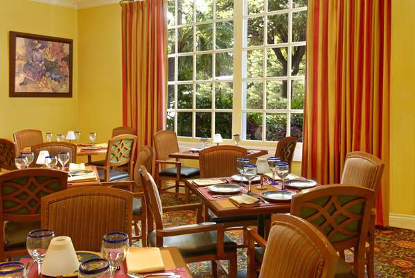  - La Posada Hotel & Suites Laredo