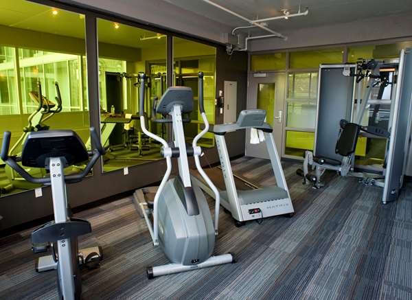 Fitness/ Exercise Room - Hotel Zero 1 Montreal