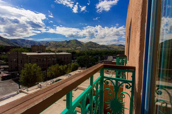  - Table Mountain Inn Golden