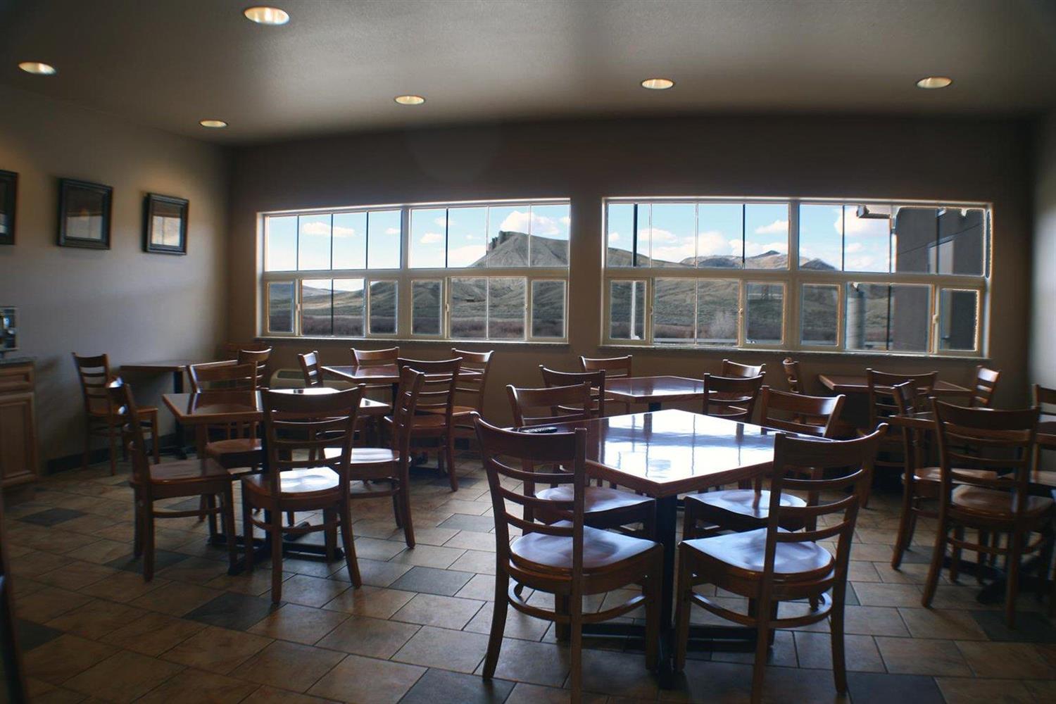 Allington Inn & Suites Kremmling, CO See Discounts