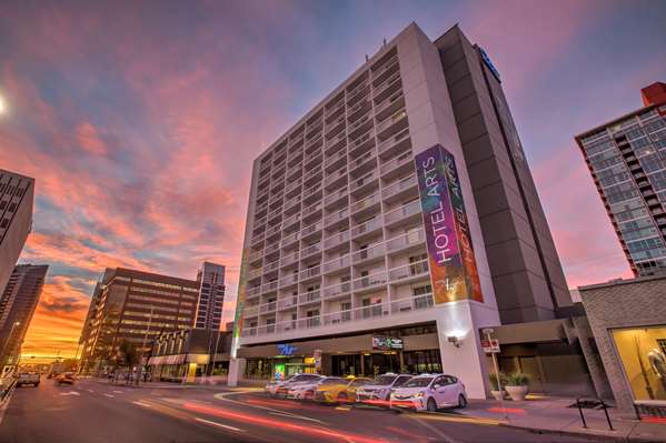 Exterior view - Hotel Arts Calgary