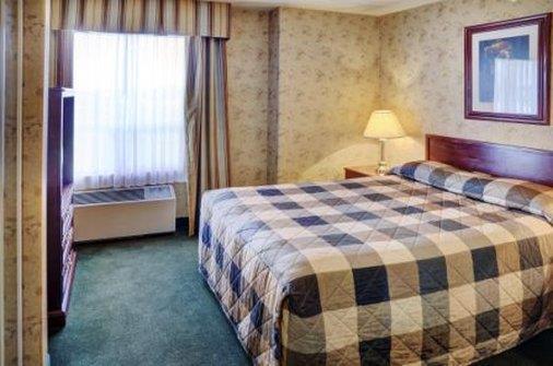 Suite - Lakeview Inn & Suites Fort Saskatchewan