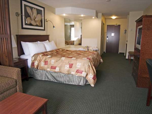 Suite - Lakeview Inn & Suites Slave Lake