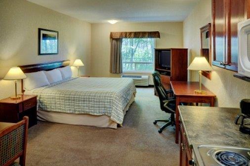  - Lakeview Inn & Suites Chetwynd