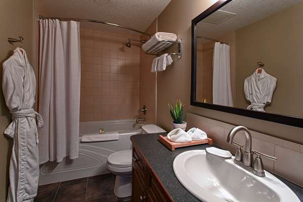  - Blackstone Mountain Lodge Canmore