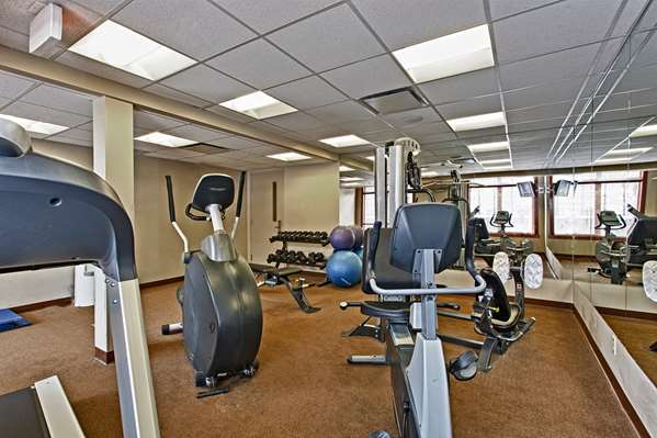 Fitness/ Exercise Room - Blackstone Mountain Lodge Canmore