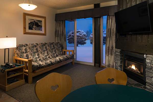  - Rocky Mountain Ski Lodge Canmore
