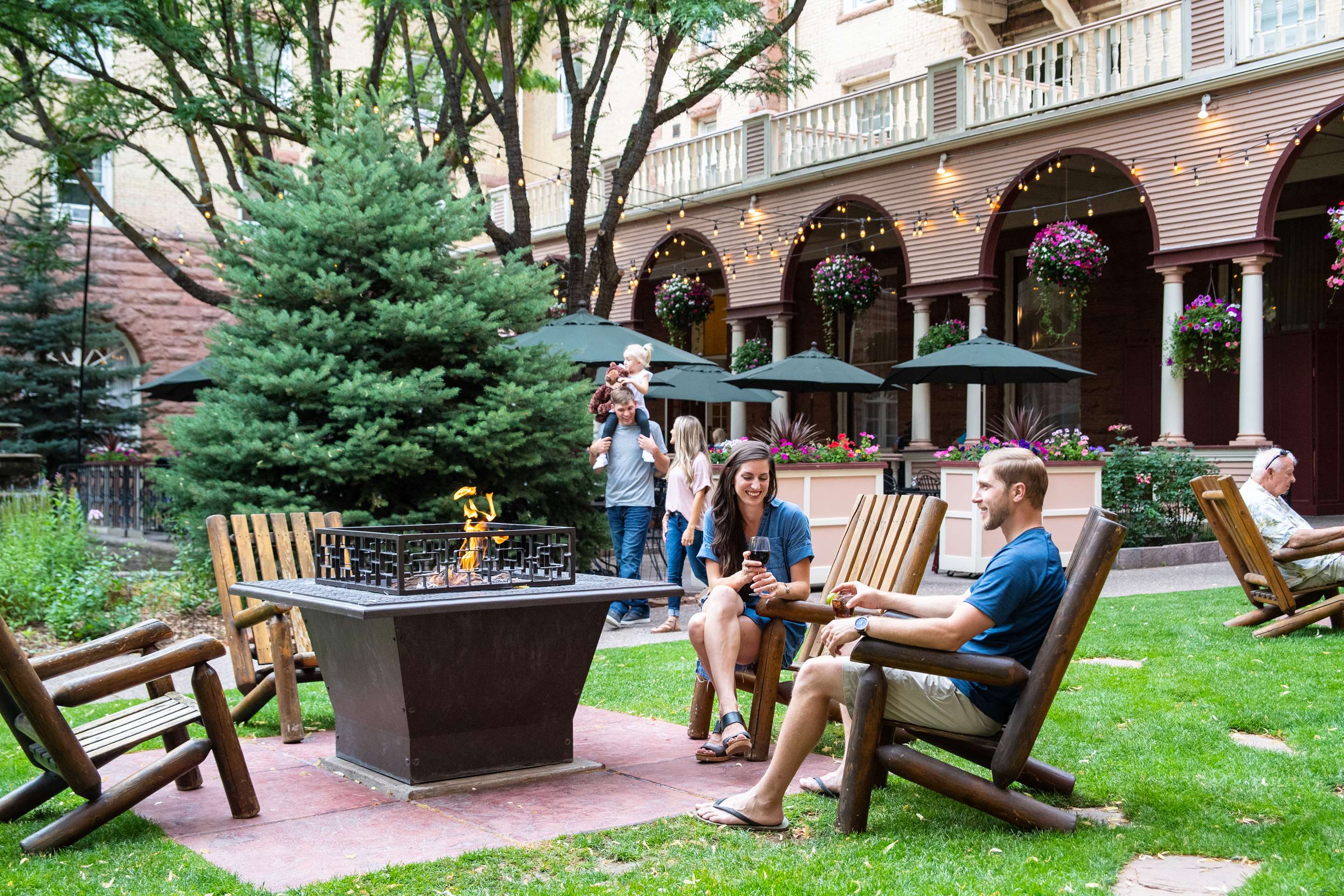 Courtyard | Hotel Colorado