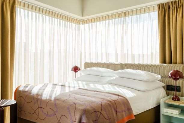 Guest photo