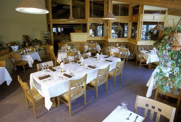 Restaurant - Evergreen Lodge Vail - I-70, Exit 176