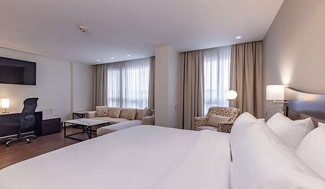 HOTEL BILTMORE-guestroom-Guest Room,Suite,On-Site.jpg