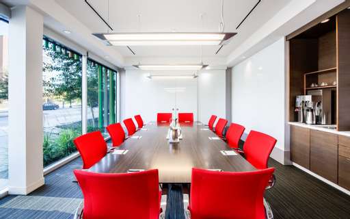  - Mere Hotel Winnipeg