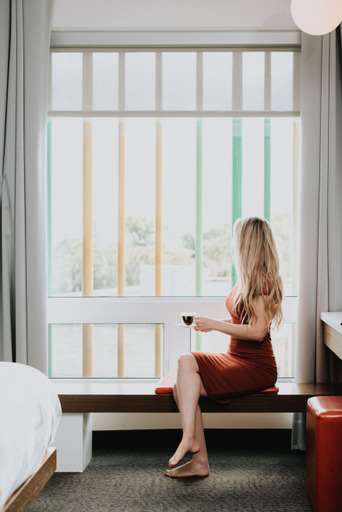  - Mere Hotel Winnipeg